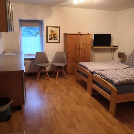 Zimmervermietung Am Holzberg Thallwitz Exterior foto